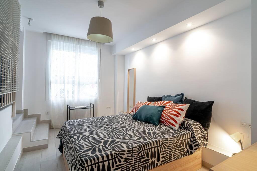 Loft De Diseno Cerca De La Playa - El Palo Apartment Малага Екстериор снимка